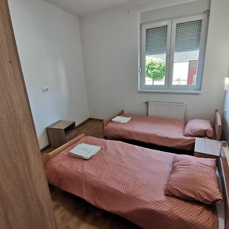 נובי סאד Magi Apartments מראה חיצוני תמונה